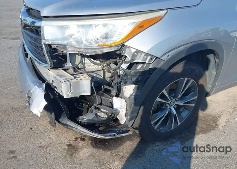 2016 Toyota Highlander Xle z USA, uszkodzony, nr VIN 5TDKKRFH0GS500932